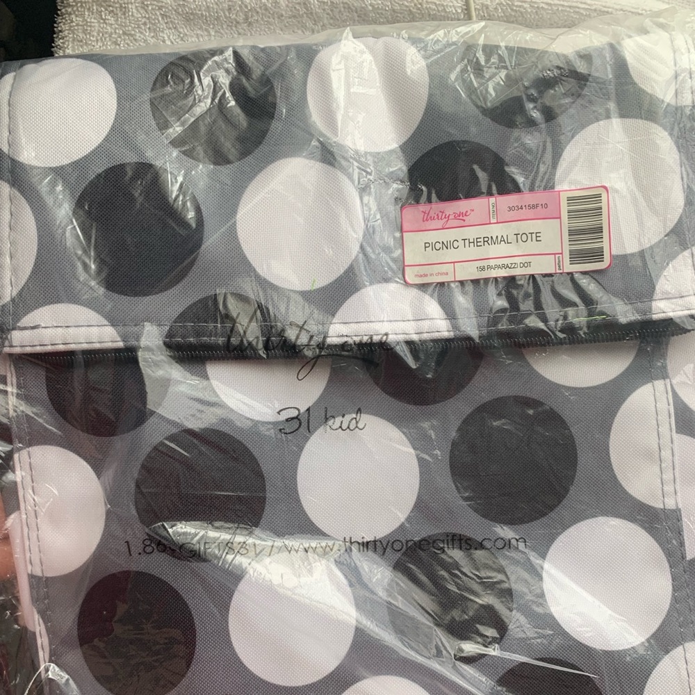 Picnic tote